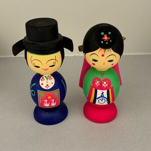 Vintage Korean wedding dolls set of TWO Kokeshi style wooden dolls 4.25” tall